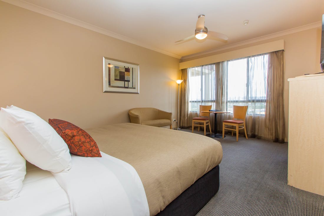 McCracken Resort, Loft Spa Room - Victor Harbor, Accommodation