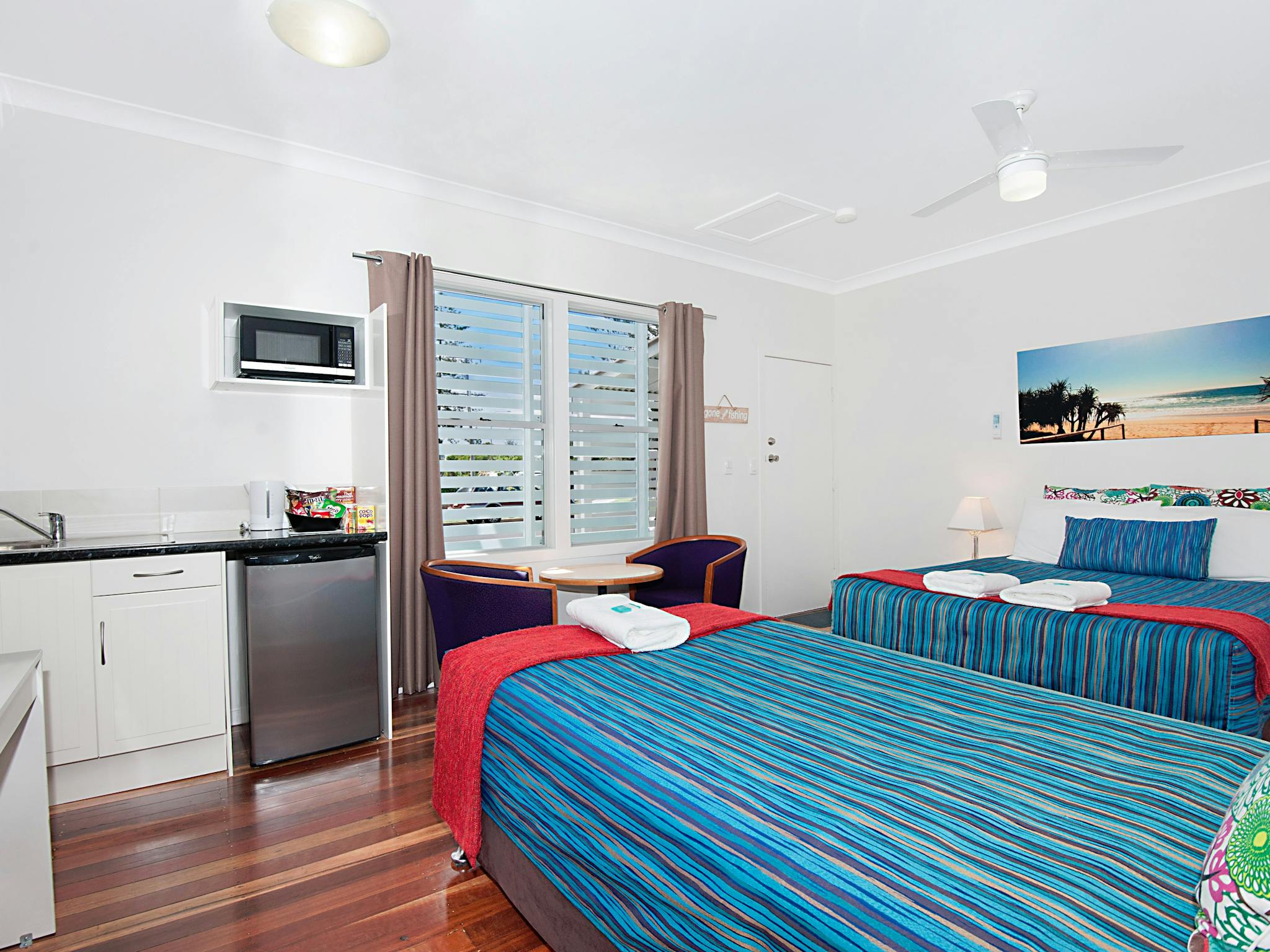Sleeps 3. Sleeps 3.