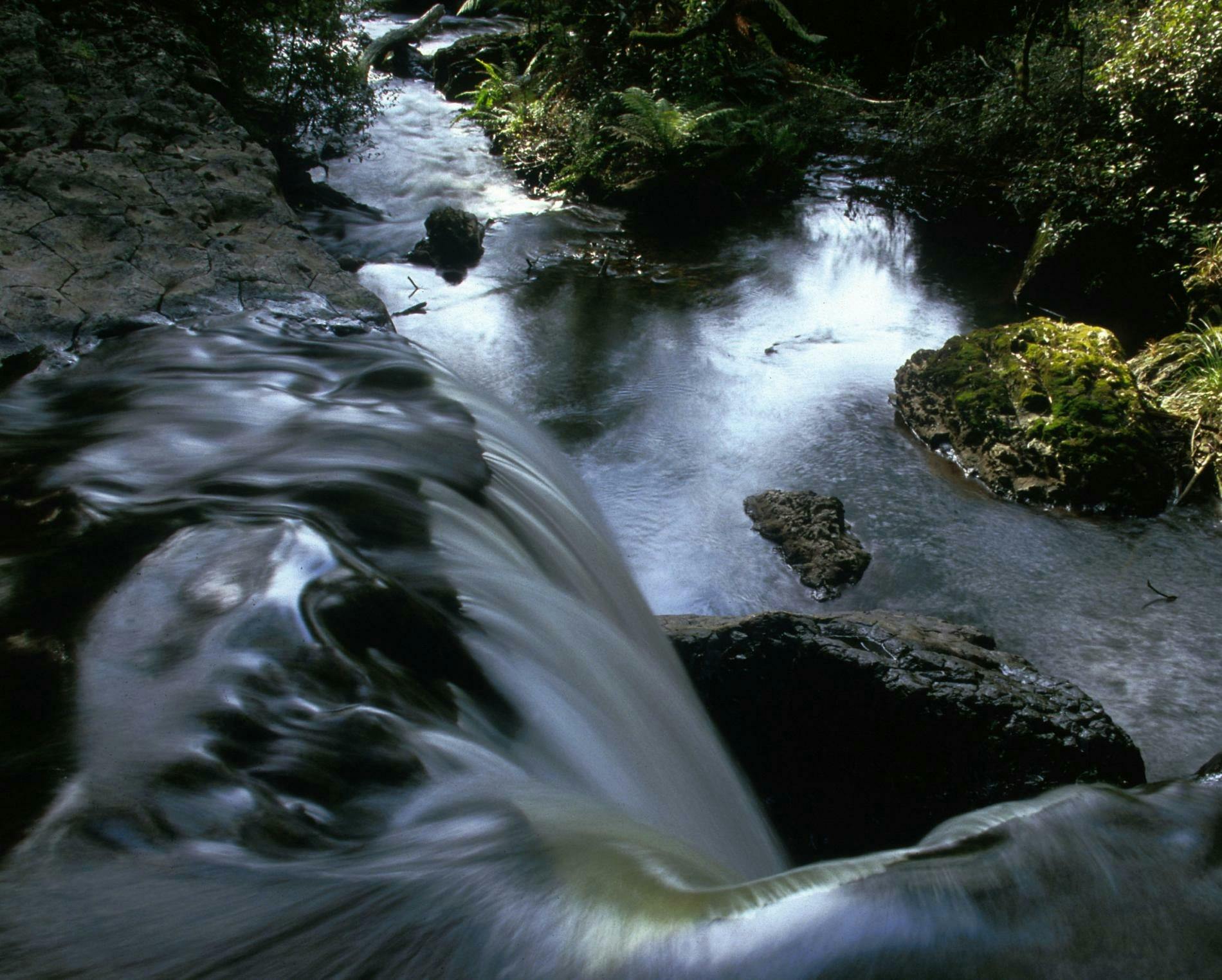 Guide Falls mini waterfalls