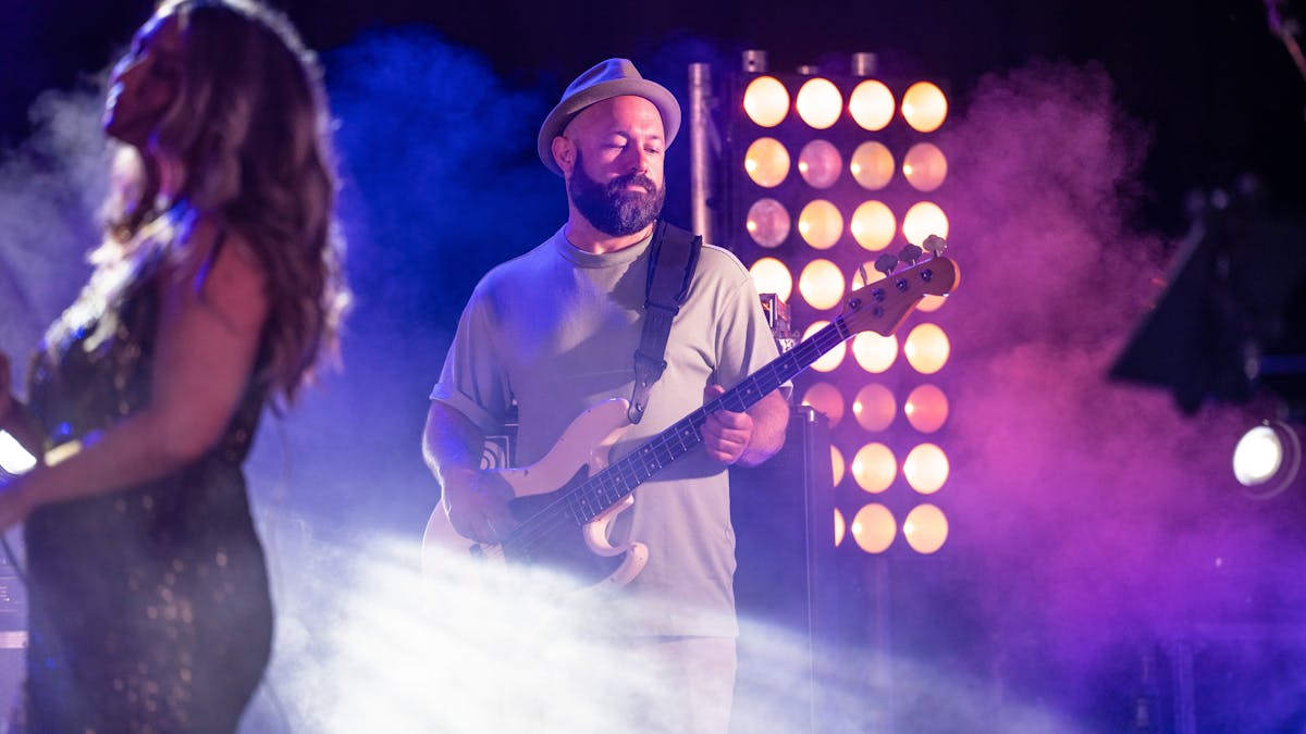 Guitarist from 2023 Headline Band Beccy and the Jets
