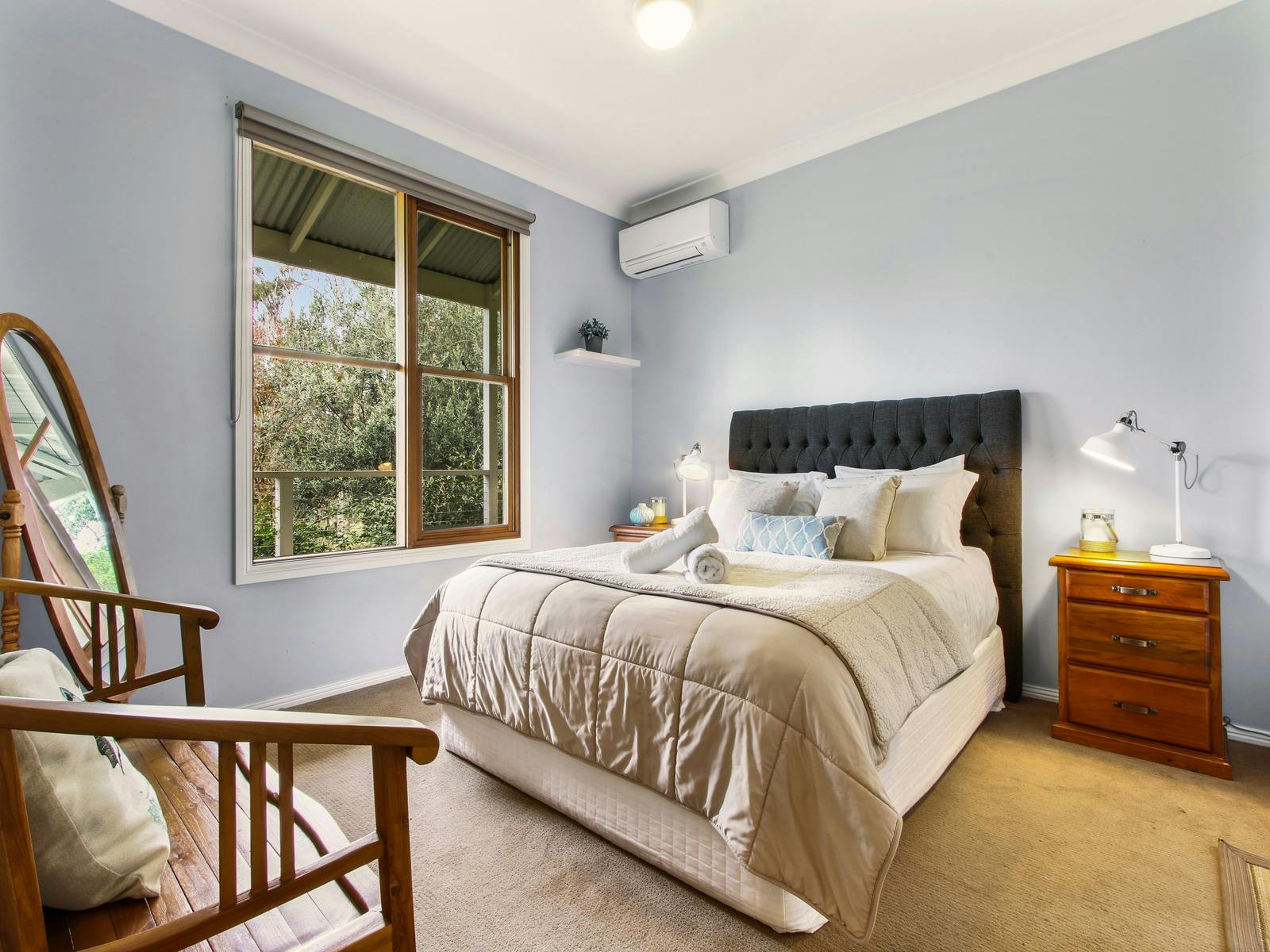 Queen bedroom with King Koil mattress