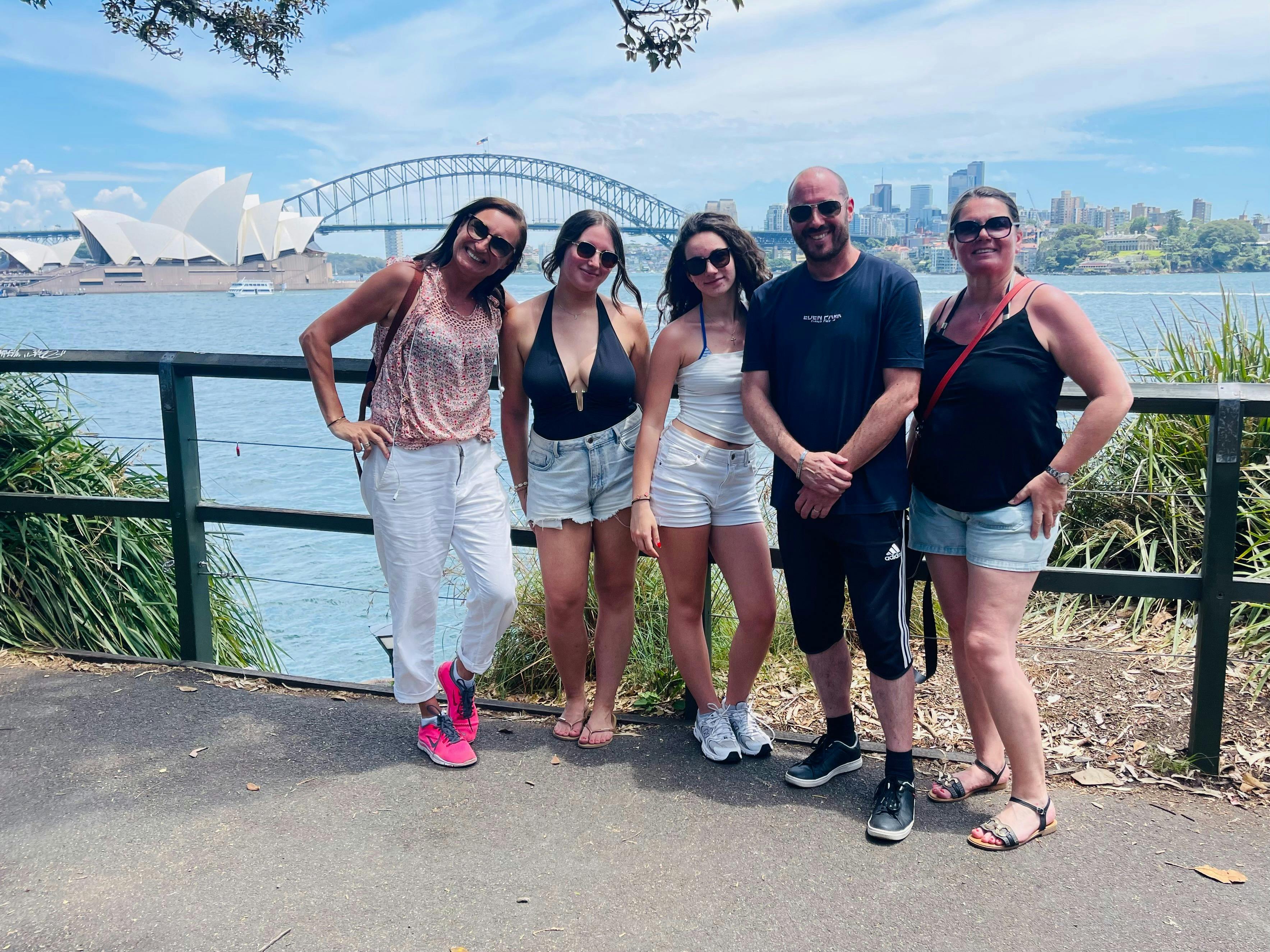 Sydney in a Day Tour  with private tour of Sydney  Opera House  or Cruise Lunch