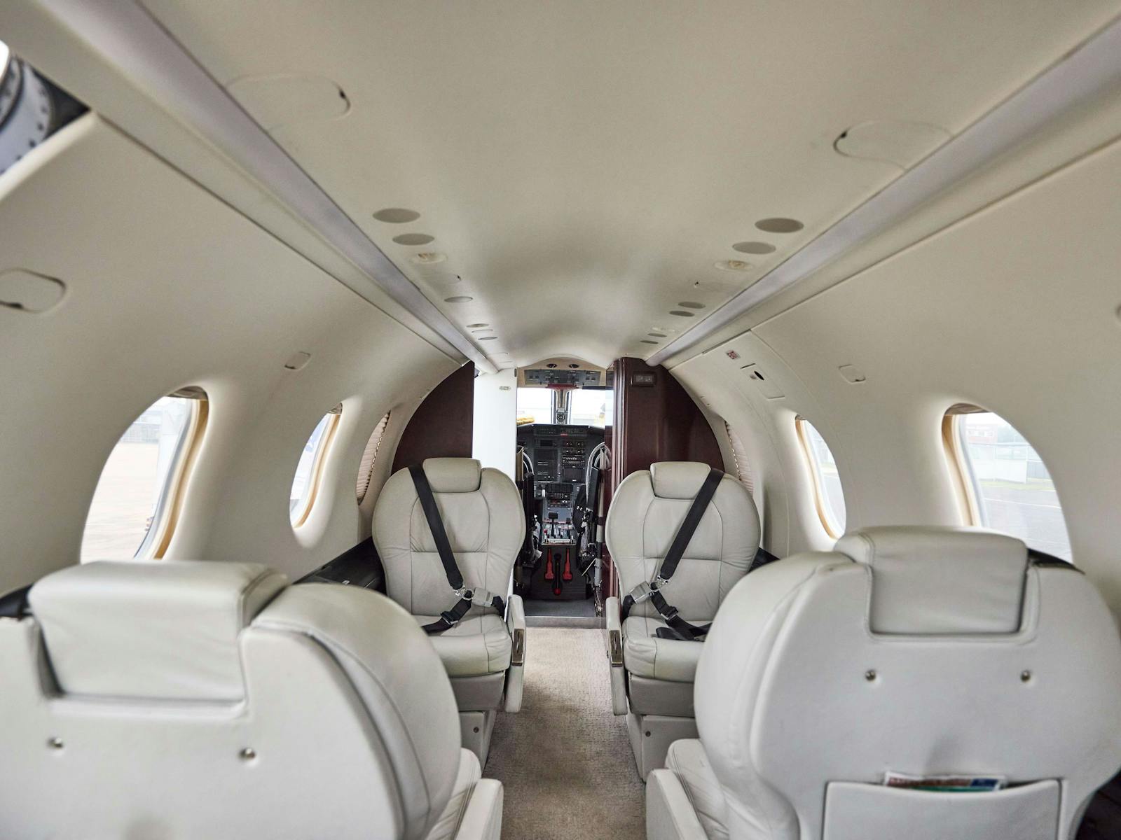 Interior Air Adventure Pilatus PC12
