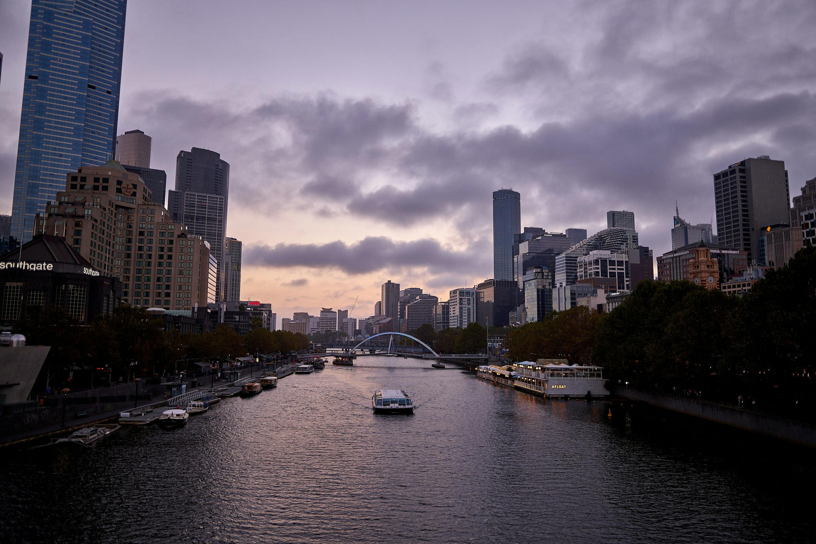 Sightseeing Views and Melbourne River Cruises Vessels