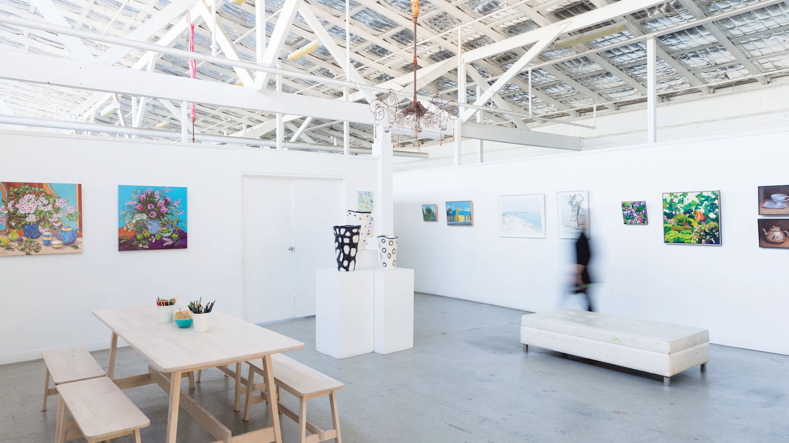 Art Est. Art School and Gallery