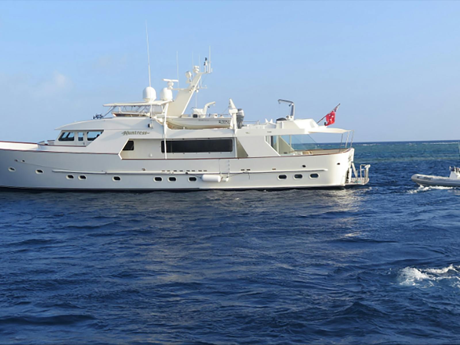 Great Barrier Reef Boat Hire