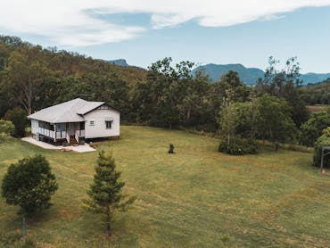 Eighteen Mile Cottage and Property Eighteen Mile Cottage and Property