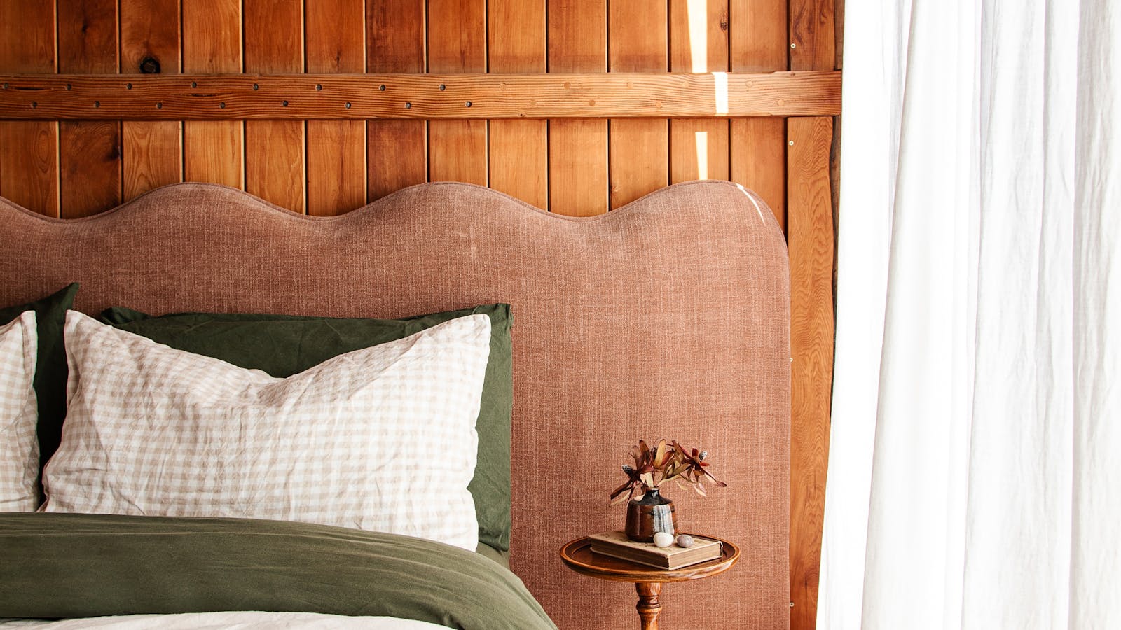 The queen bedroom