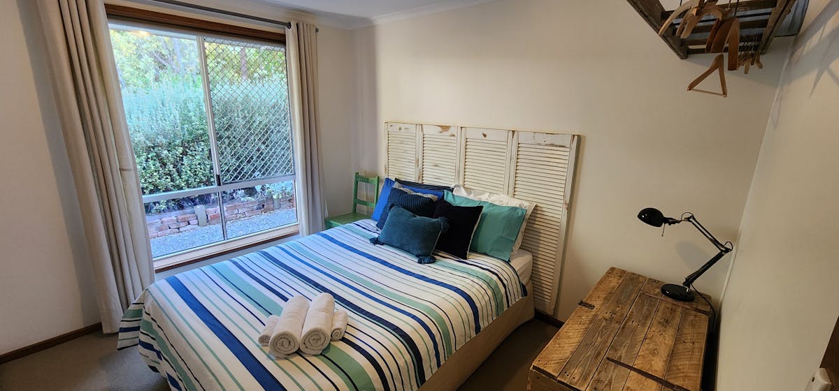 Queen bedroom 1
