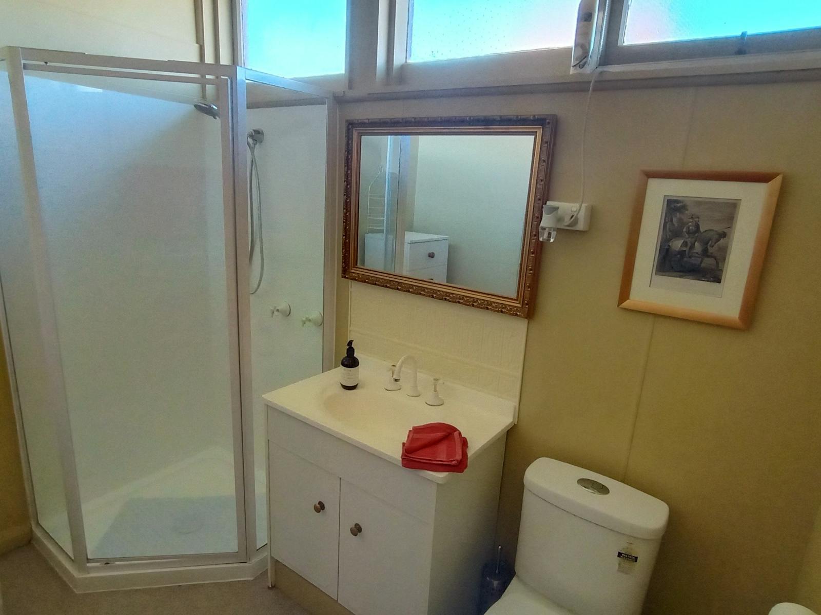 Quamby Cottage Bathroom