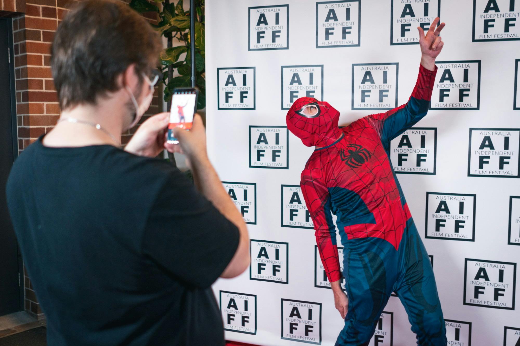 Swinging by for a red carpet picture oportunity AIFF22.