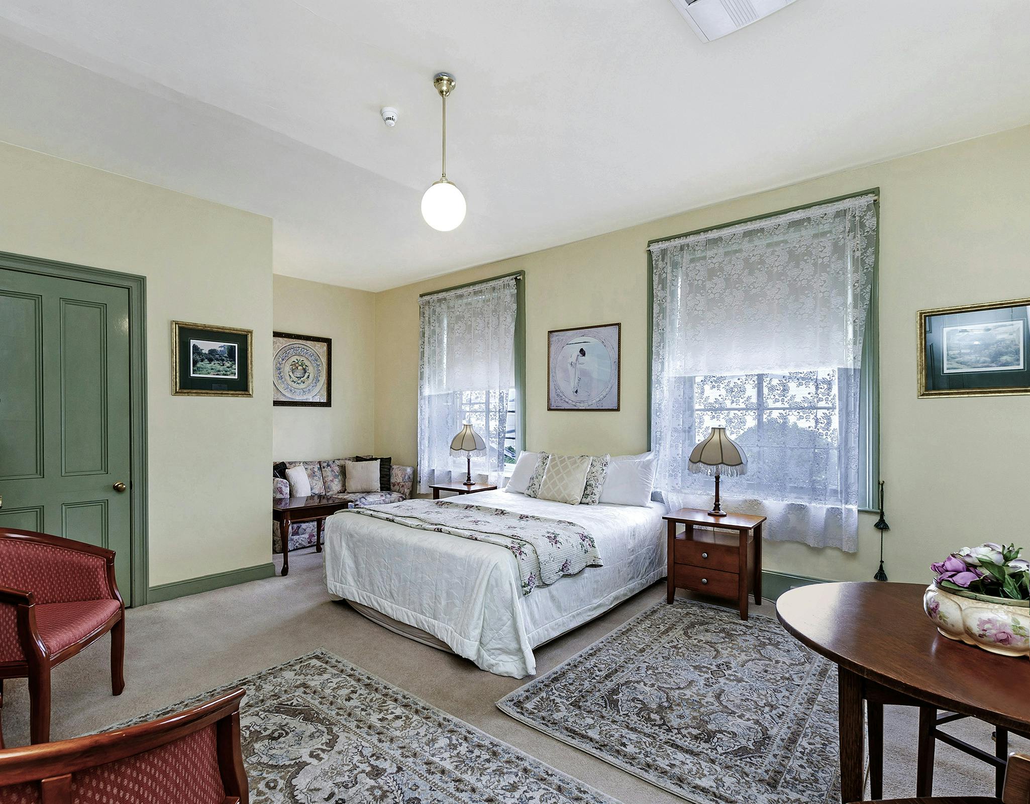 Portland Discover the many attractions of Portland Victoria House