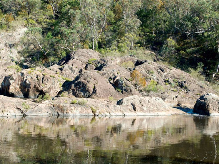 Boonoo Boonoo Falls, Boonoo Boonoo National Park. Photo: DECC/NSW Government