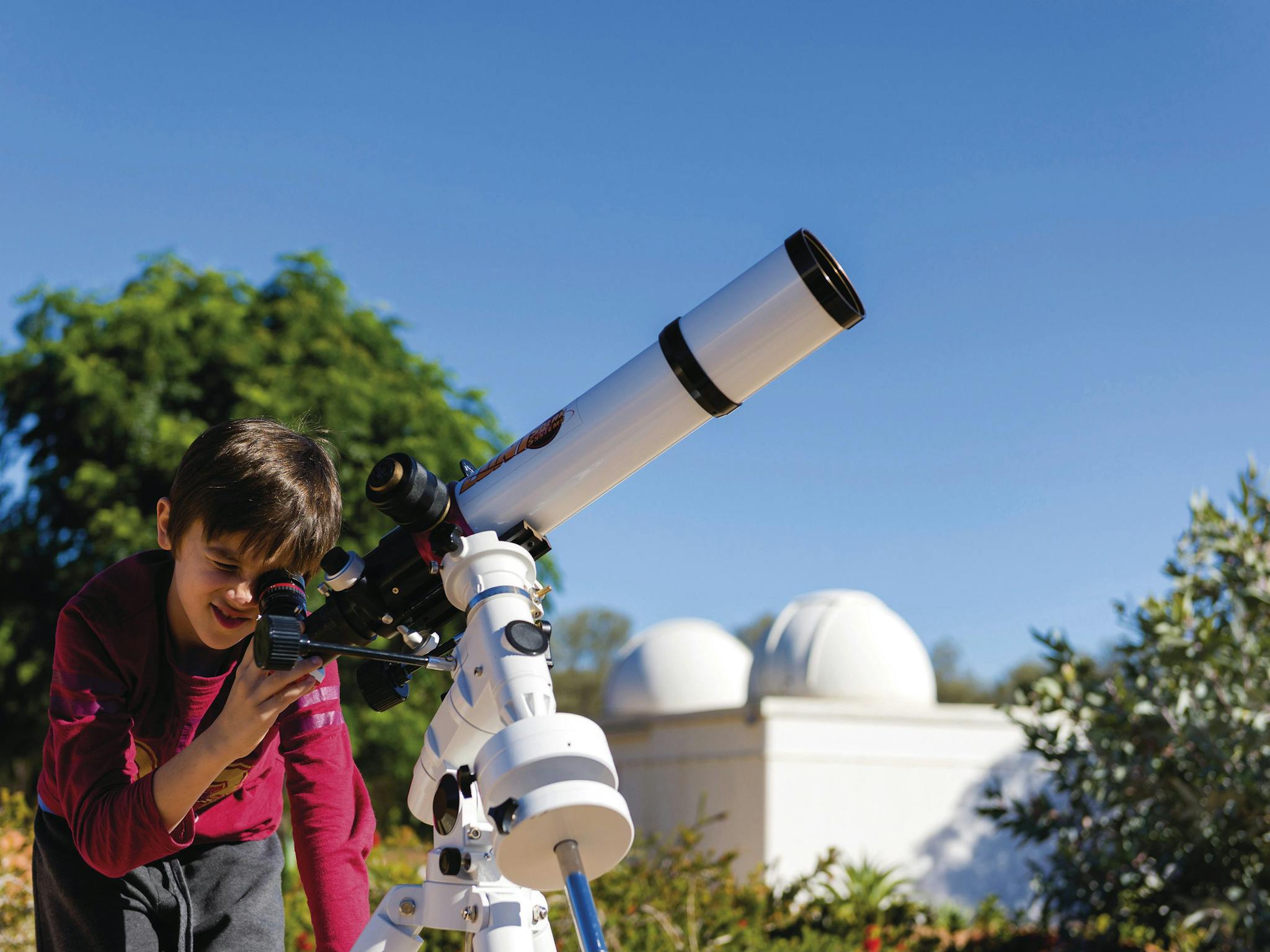 Sun viewing tour at the Cosmos Centre, Charleville Sun viewing tour at the Cosmos Centre, Charleville