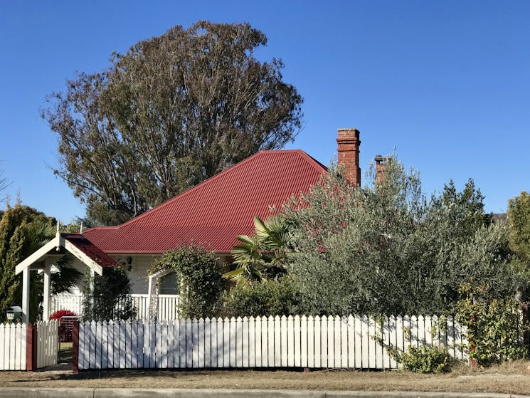Tenterfield Luxury Historic Cottage Nsw Holidays
