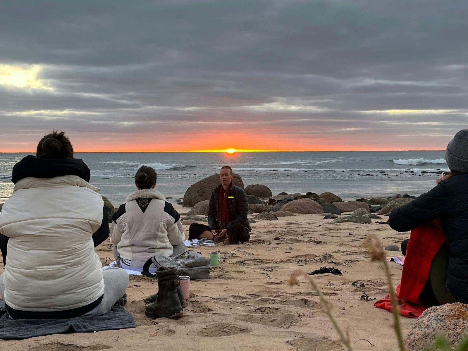 sunrise meditation  active rest retreats fleurieu retret