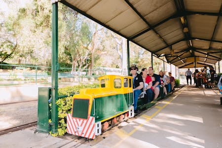 Willans Hill Miniature Railway - Wagga Wagga Botanic Gardens