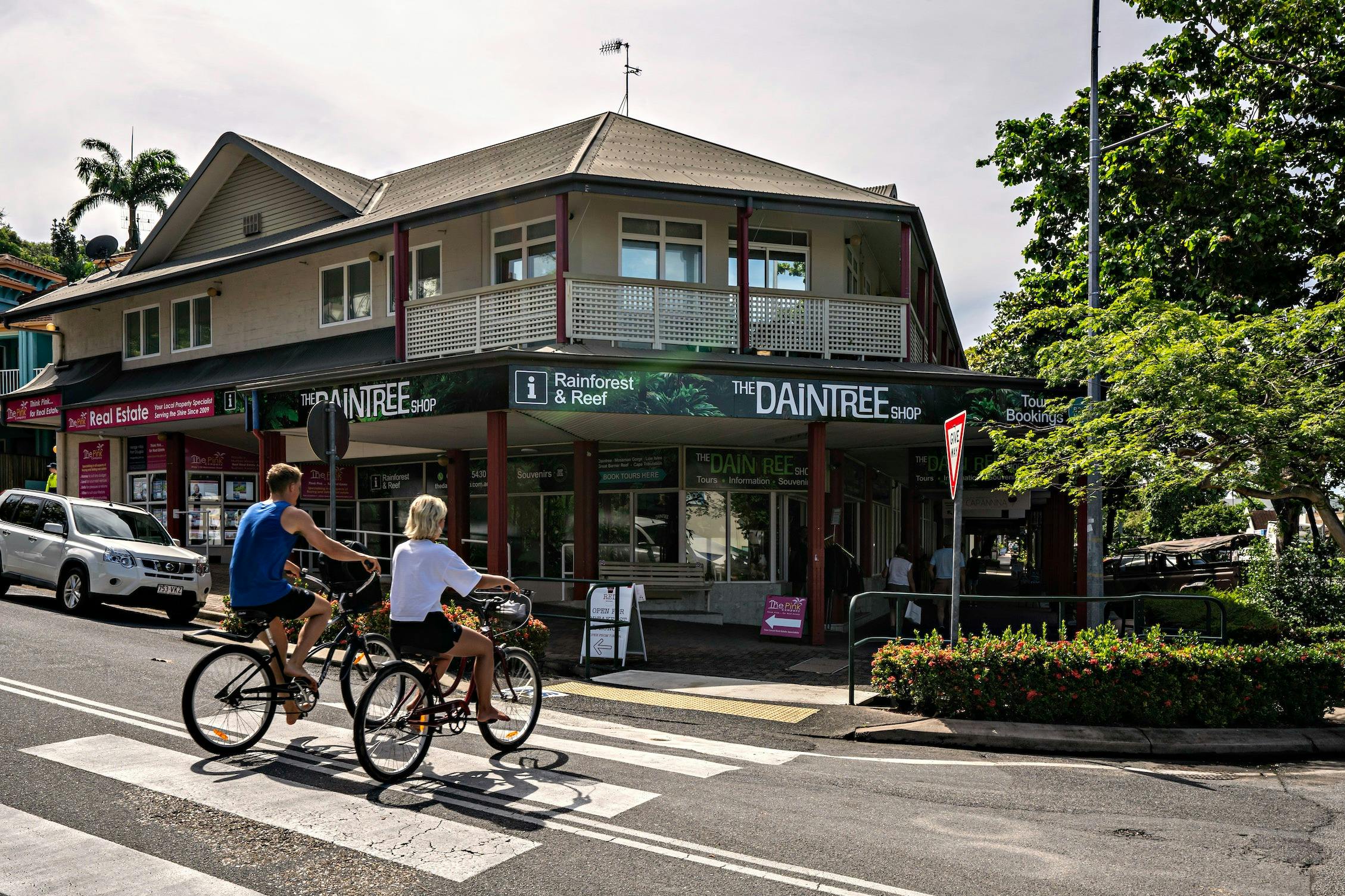 The Daintree Shop - Port Douglas Tourist Information Centre