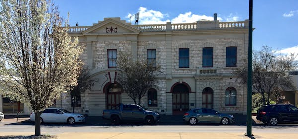 Naracoorte Town Hall
