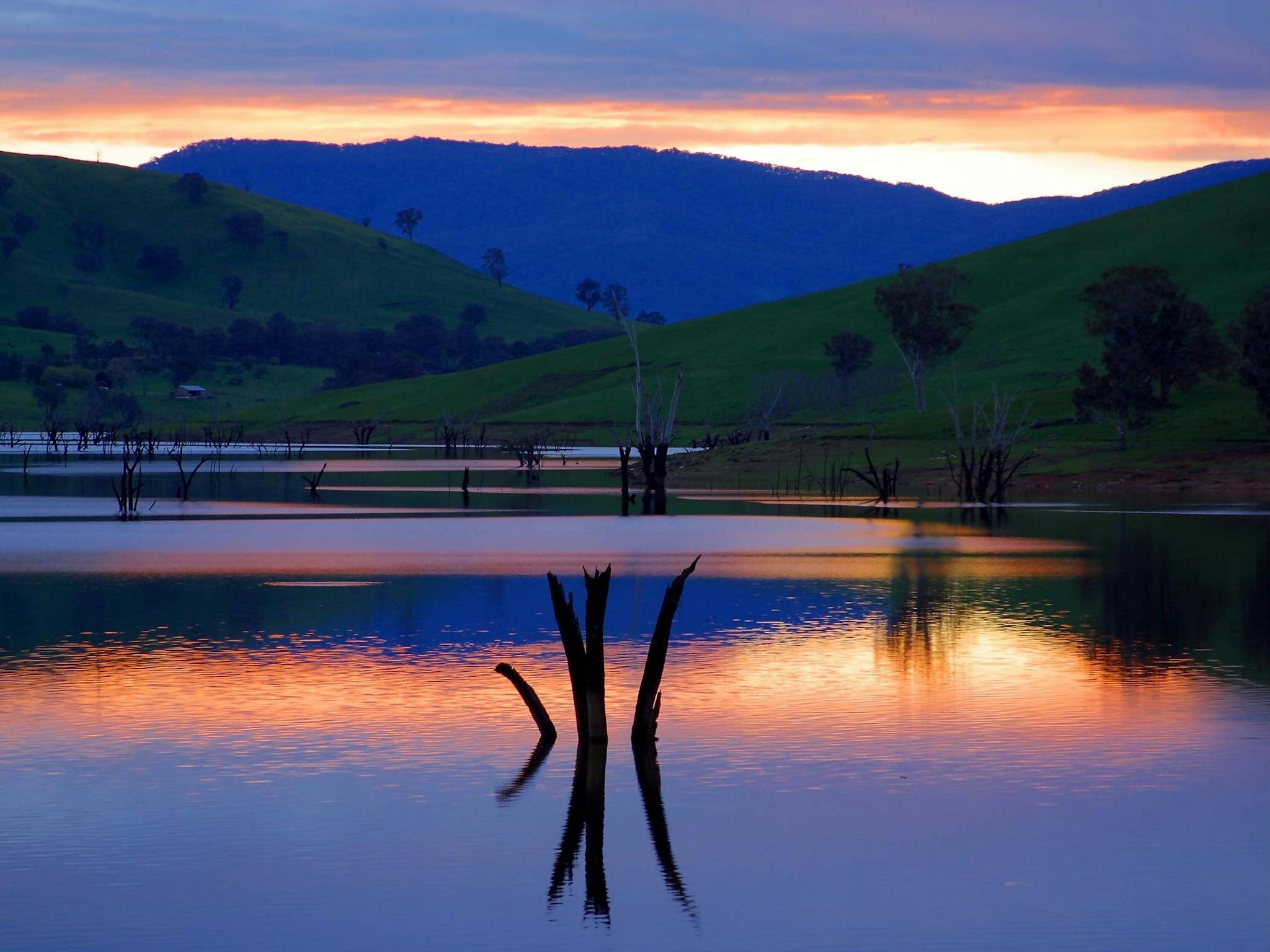 High Country Rail Trail Lake Hume