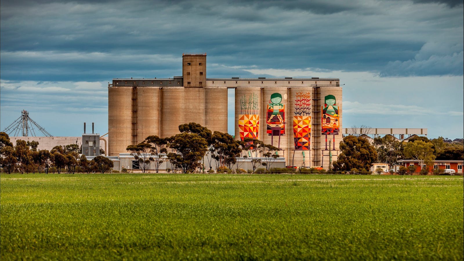 FORM's PUBLIC Silo Trail: Merredin