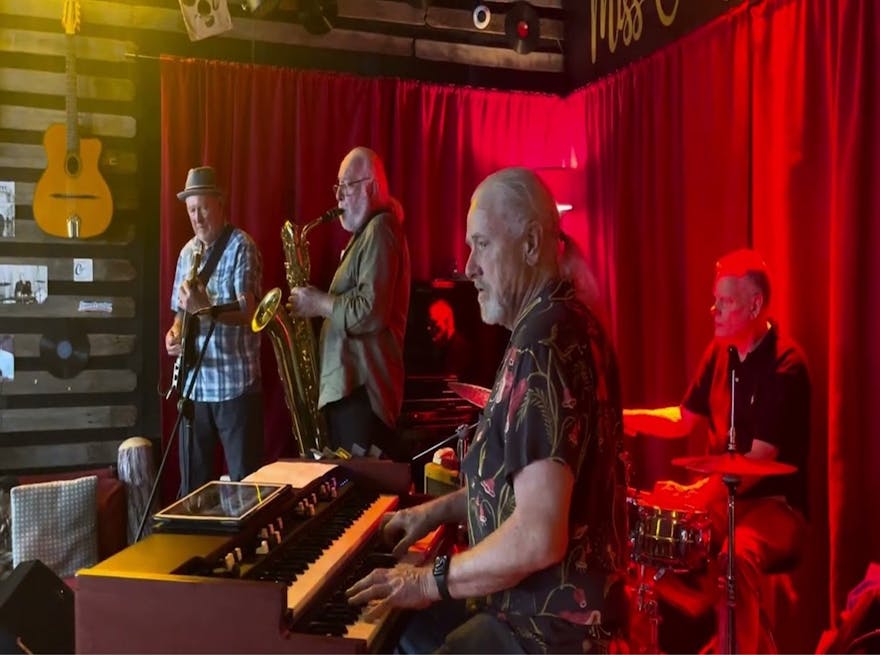 Jr & the Jewel-Tones