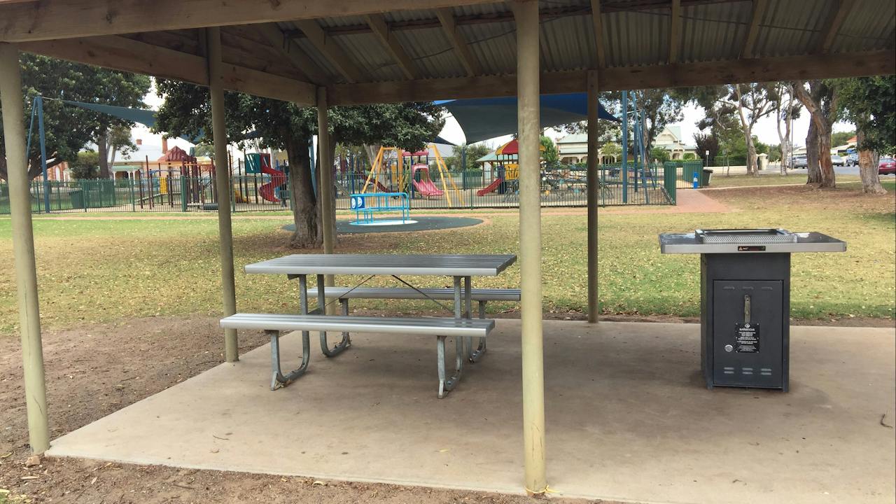 Victoria Square, Kadina