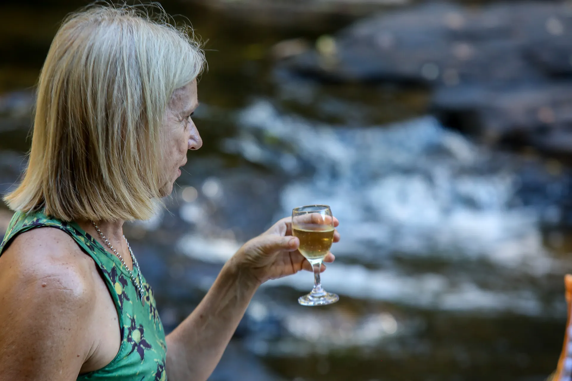 Guest enjoying local picnic spot at Gardiner's Falls