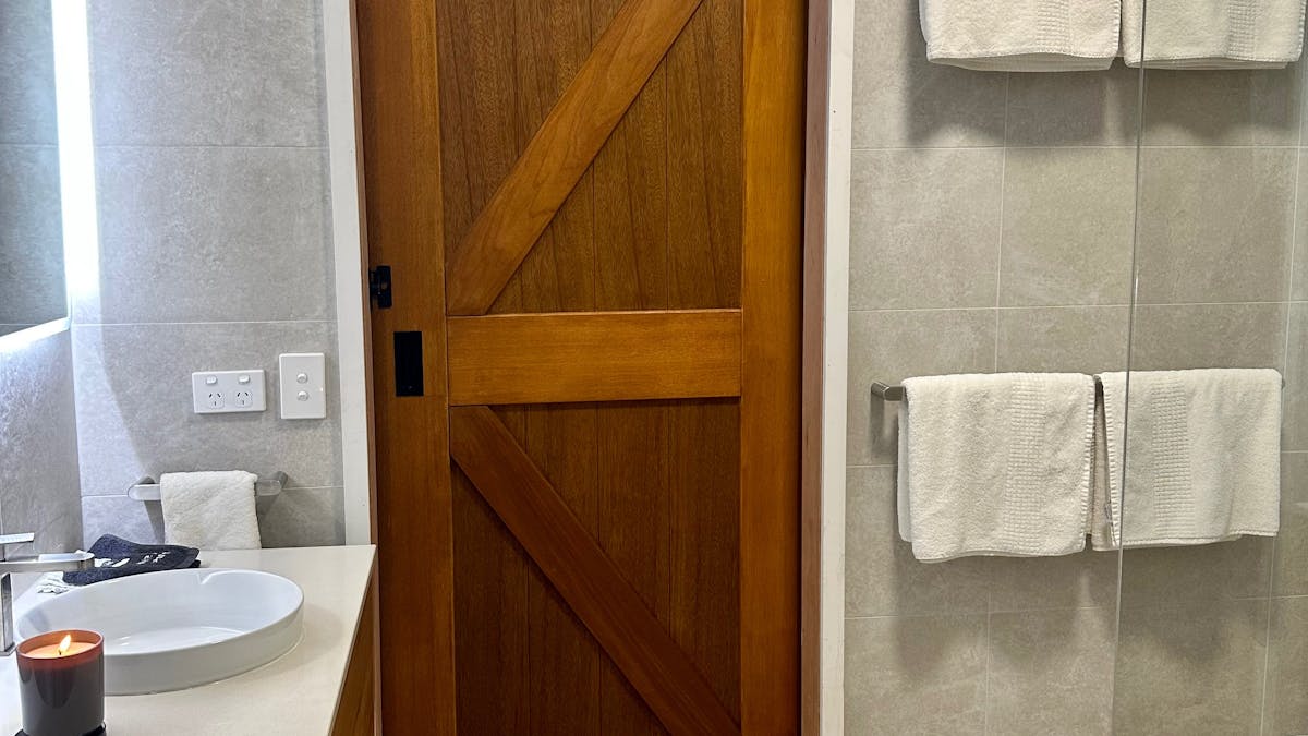 Newly renovated bathroom rosegum cottage
