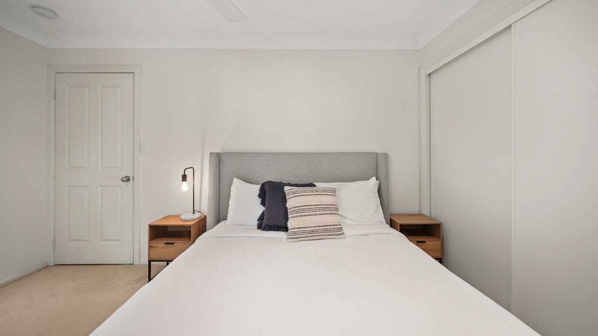 Hinterland Tranquil Escape with Beautiful Views