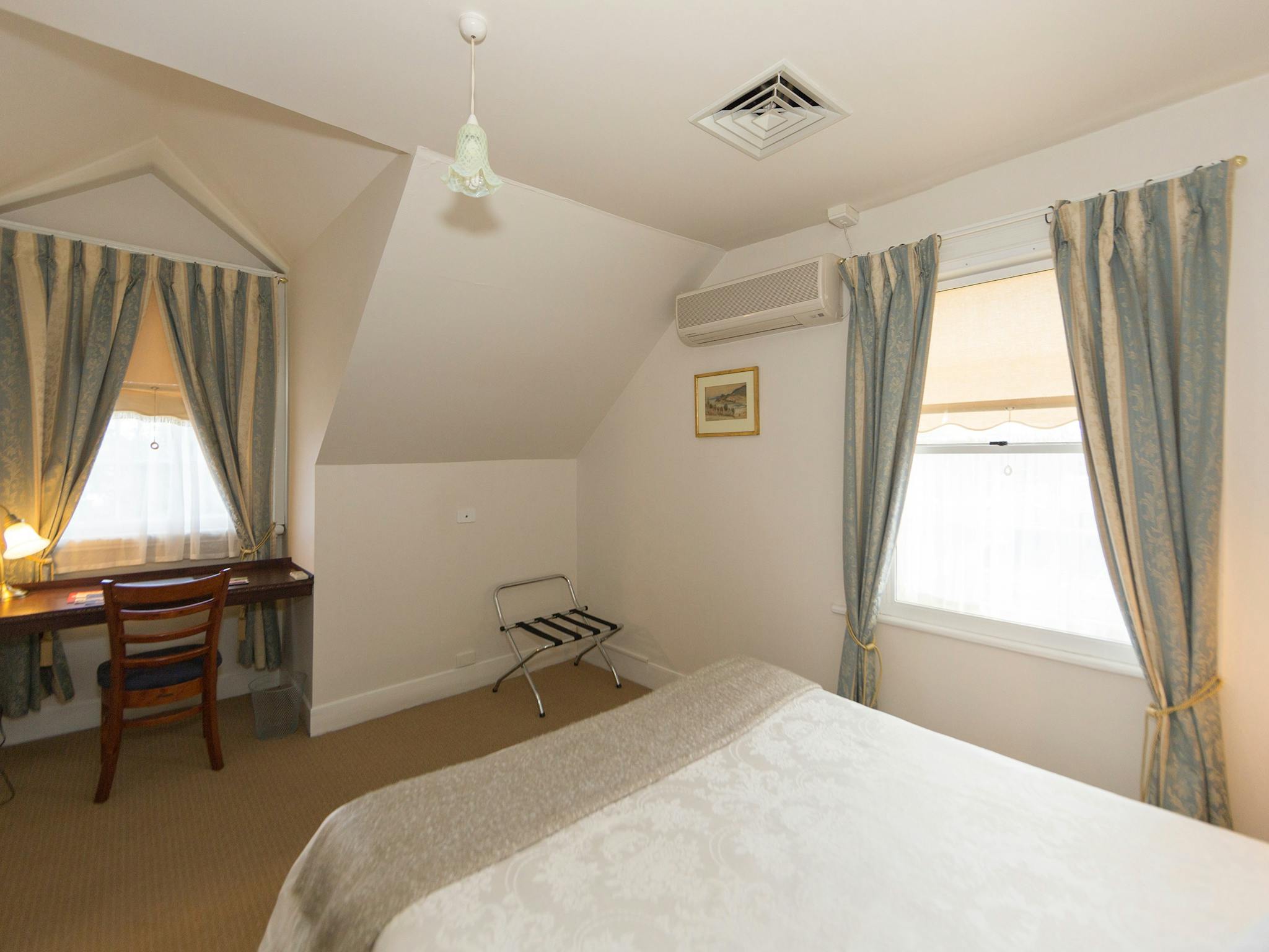 Upstairs Queen Suite bedroom - The Racecourse Inn, Longford, Tasmania - heritage B&B