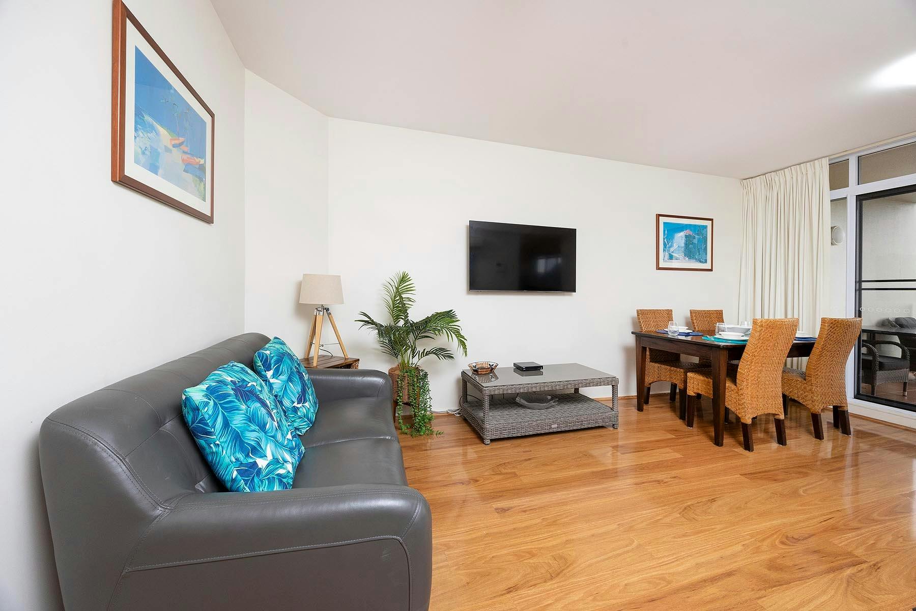 Living and dining area