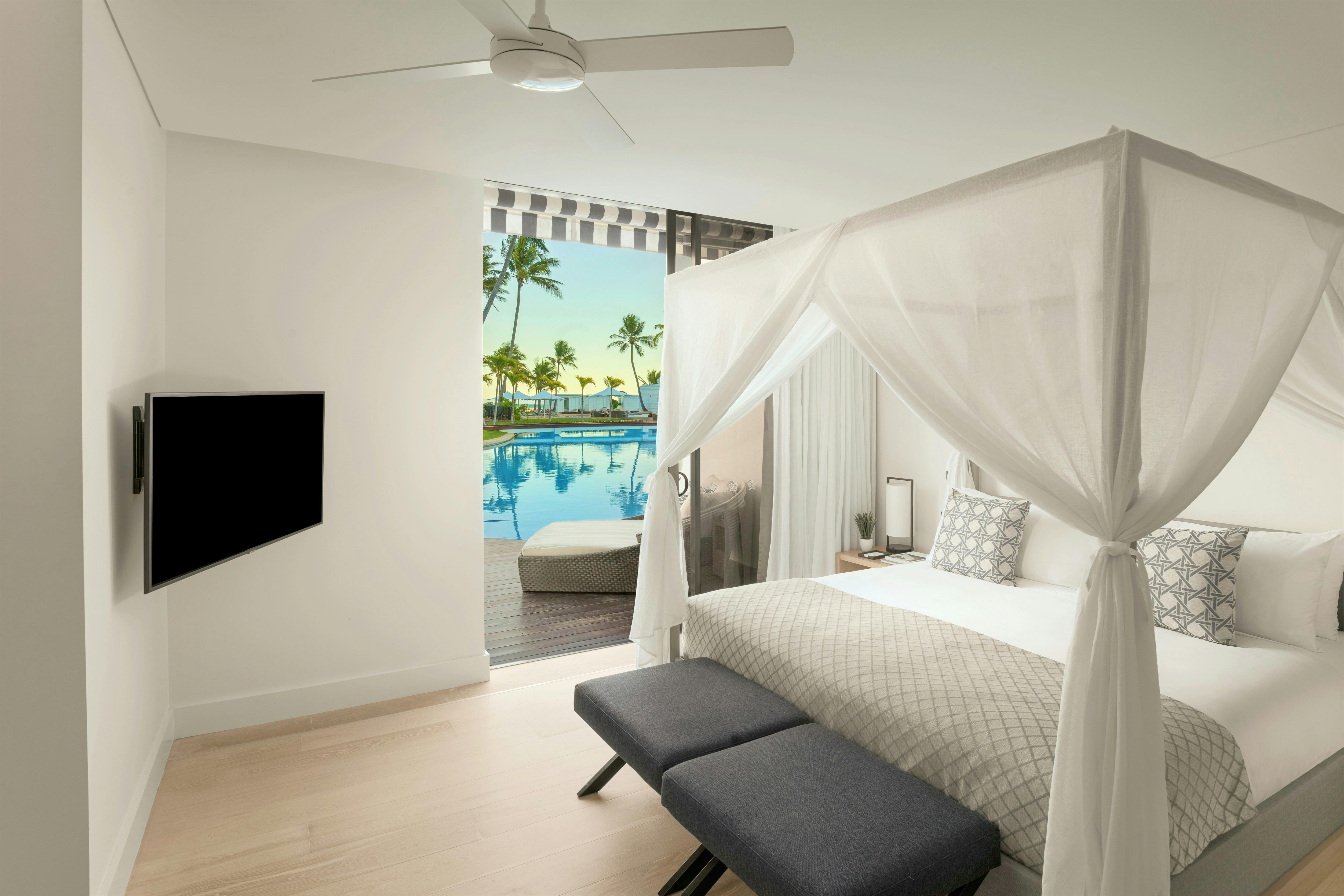 One Bedroom Pool Access Suite