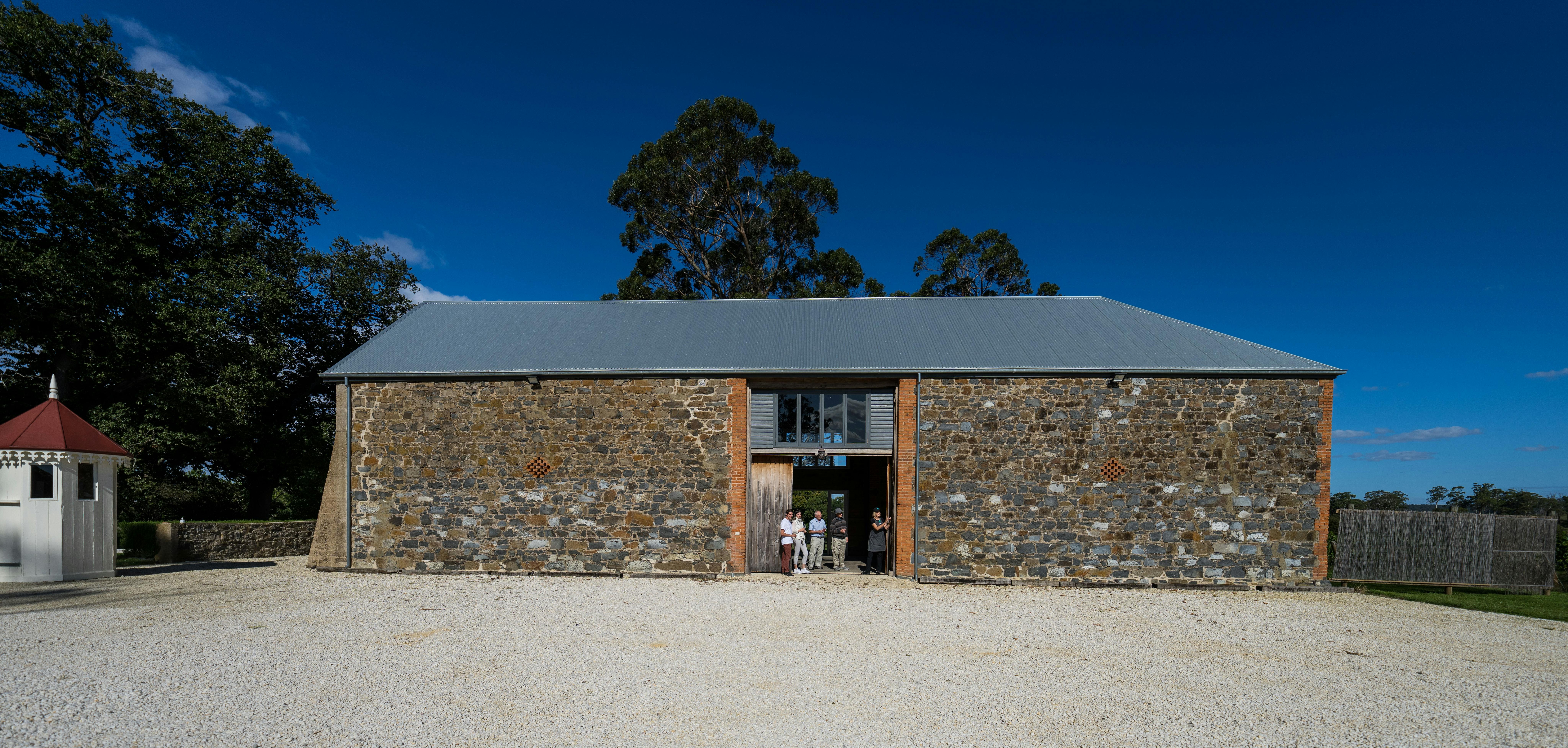 barn for weddings and events