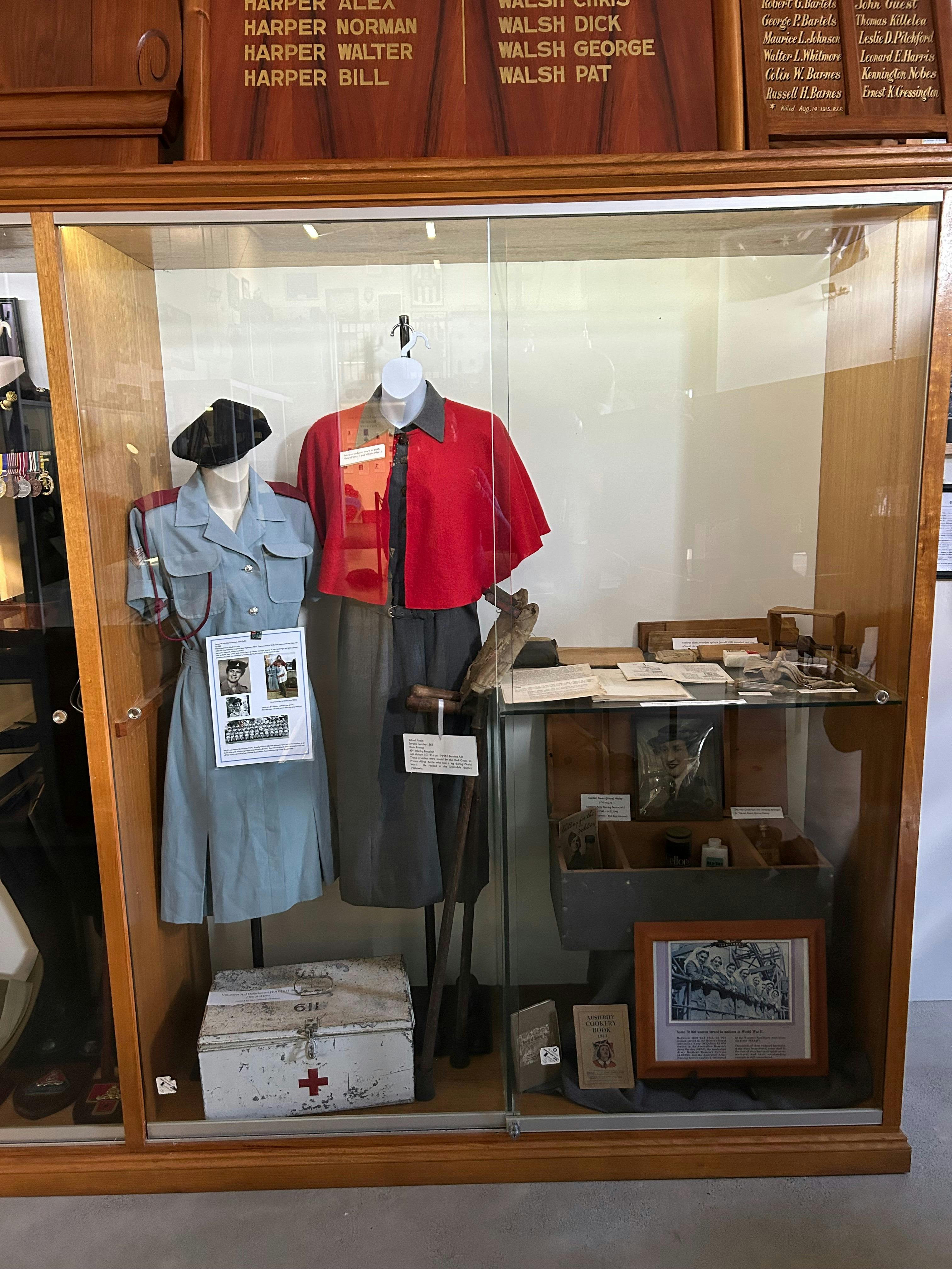 Medical artefacts & memorabilia