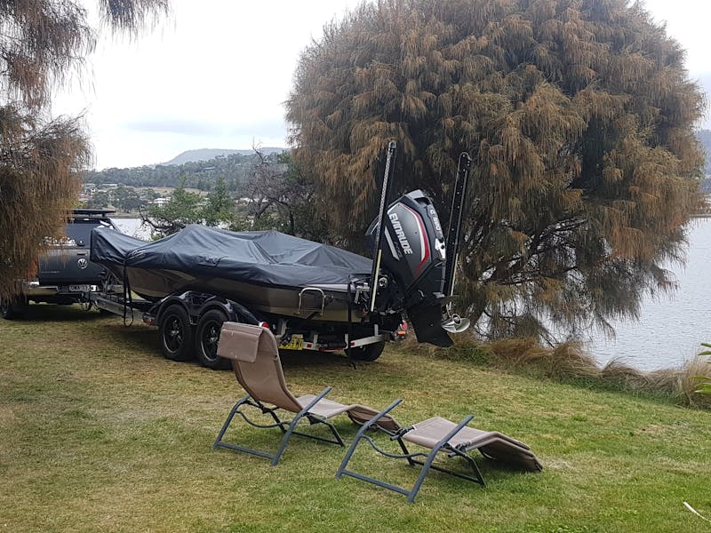 Waterside Accommodation - Derwent Retreat