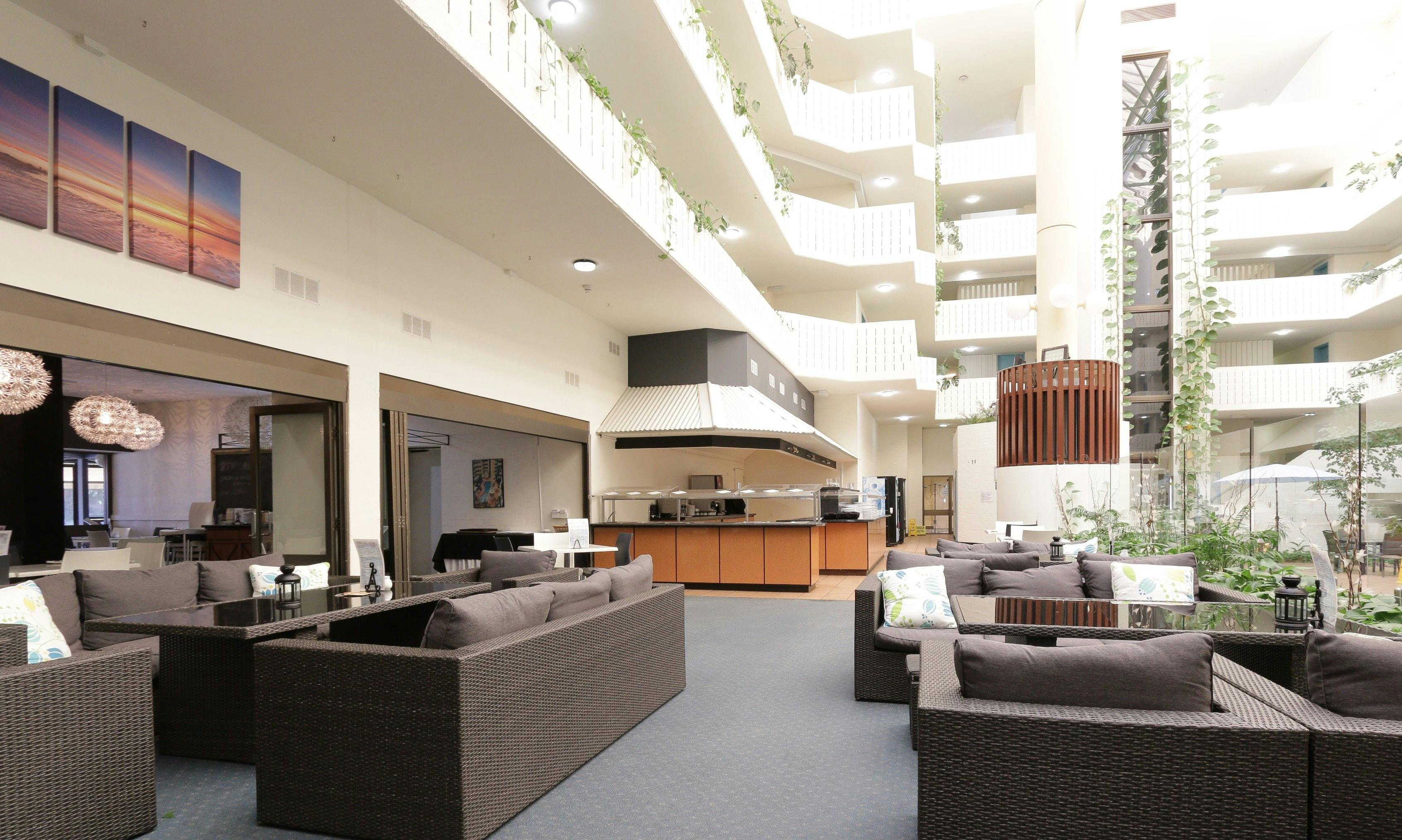 Atrium Hotel, Mandurah, Western Australia