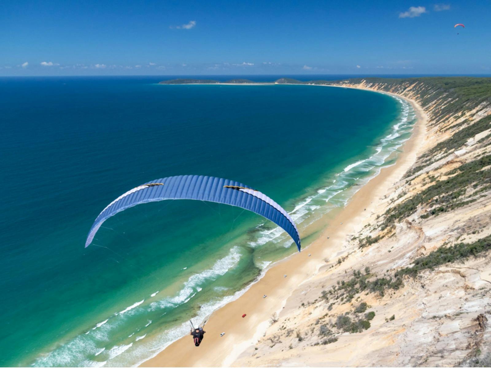 Paragliding Rainbow Beach