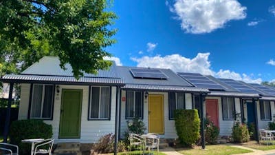 Canberra Avenue Villa Rooms