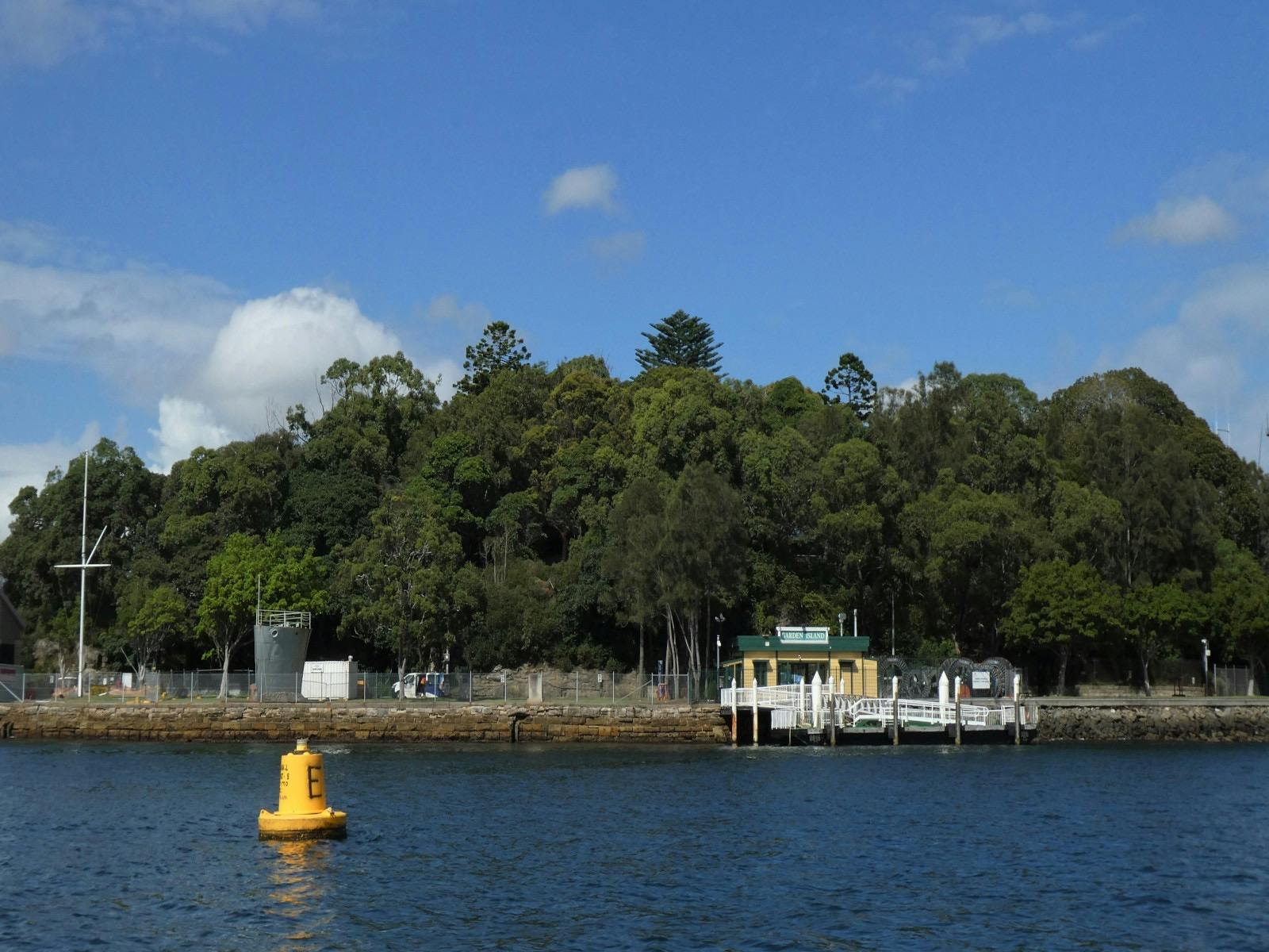 North Hill, Garden Island