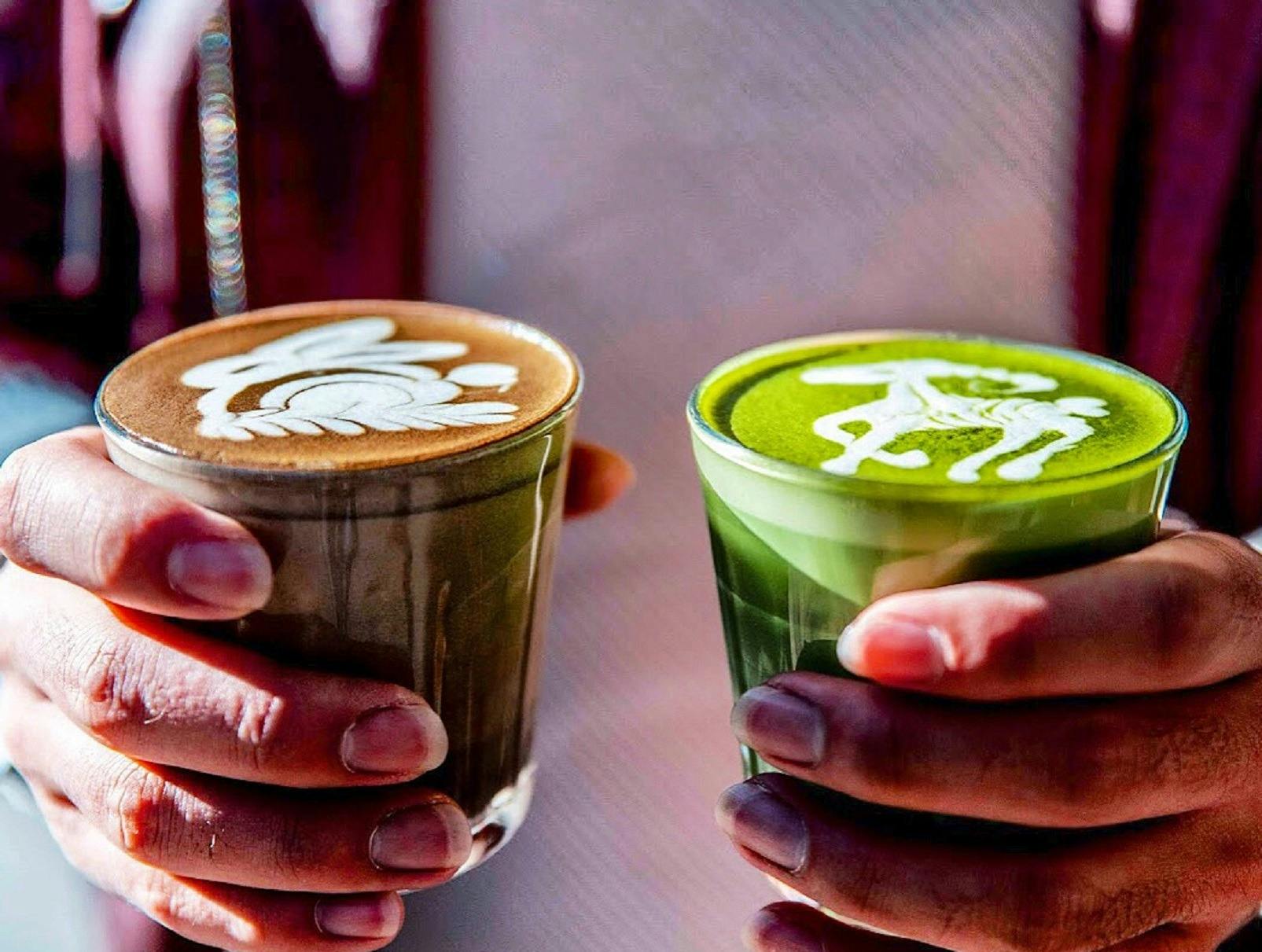 Hojicha and matcha lattes, Café Kentaro