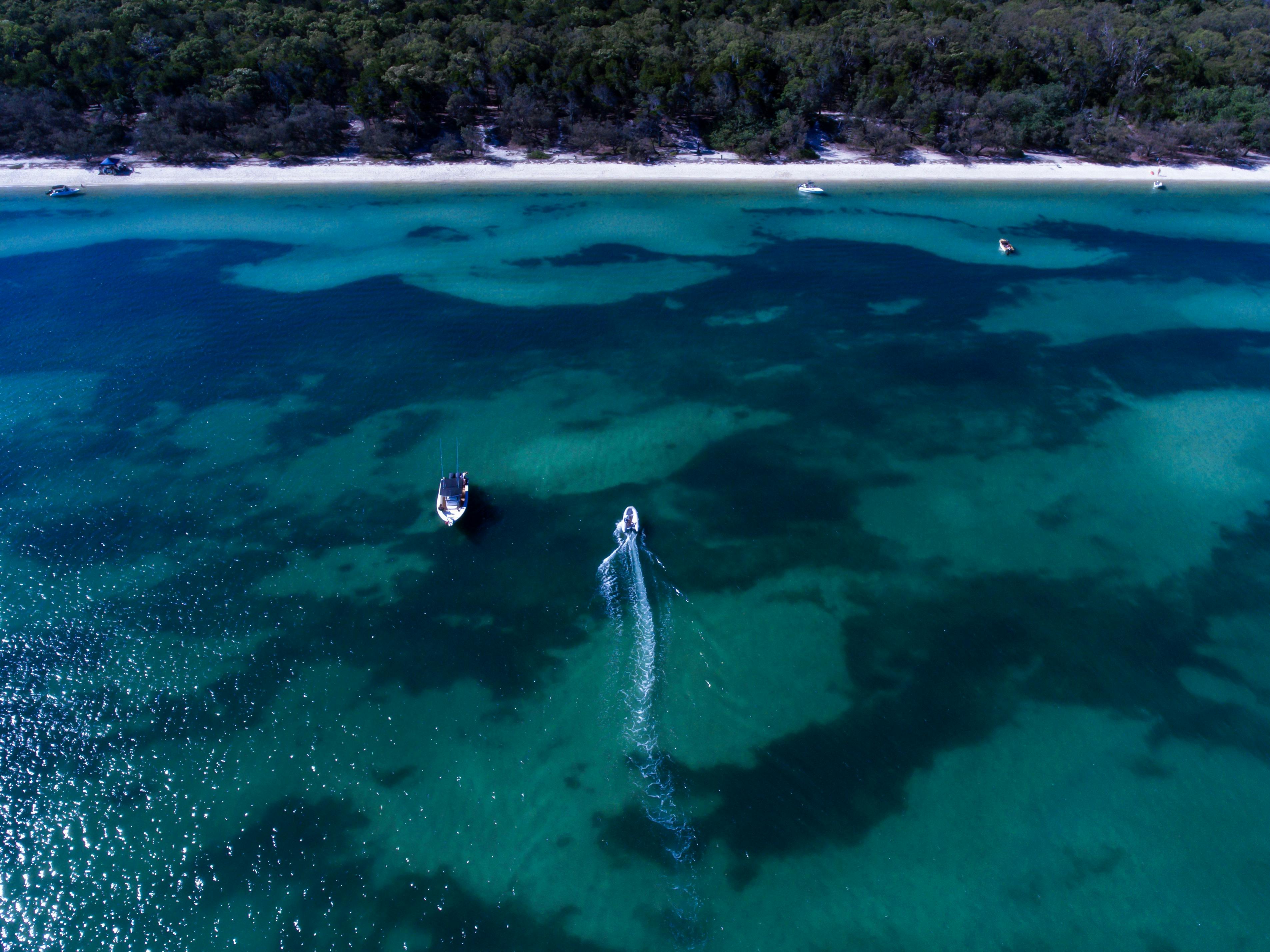 Stradbroke Island sailing cruise