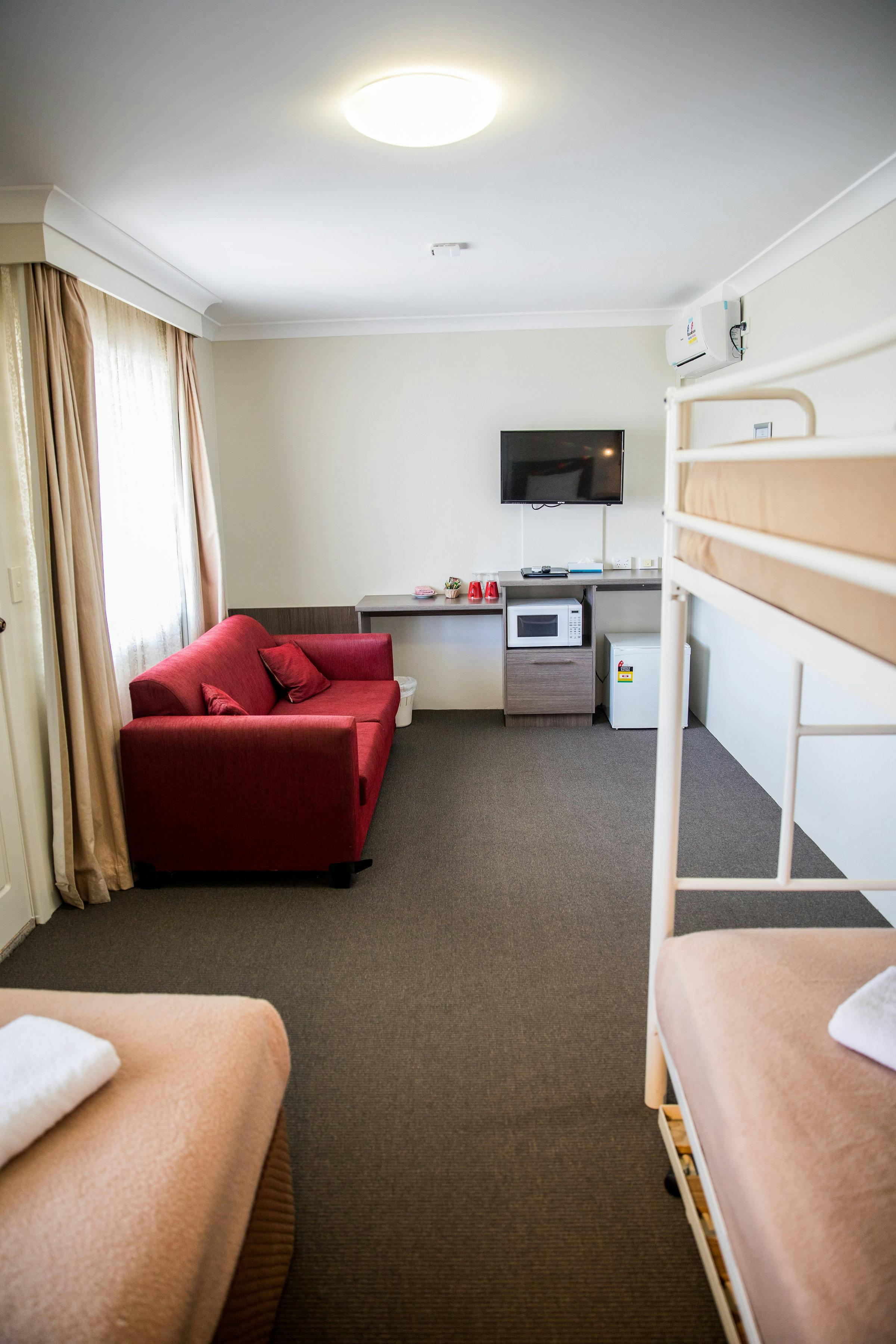 2 Room Family