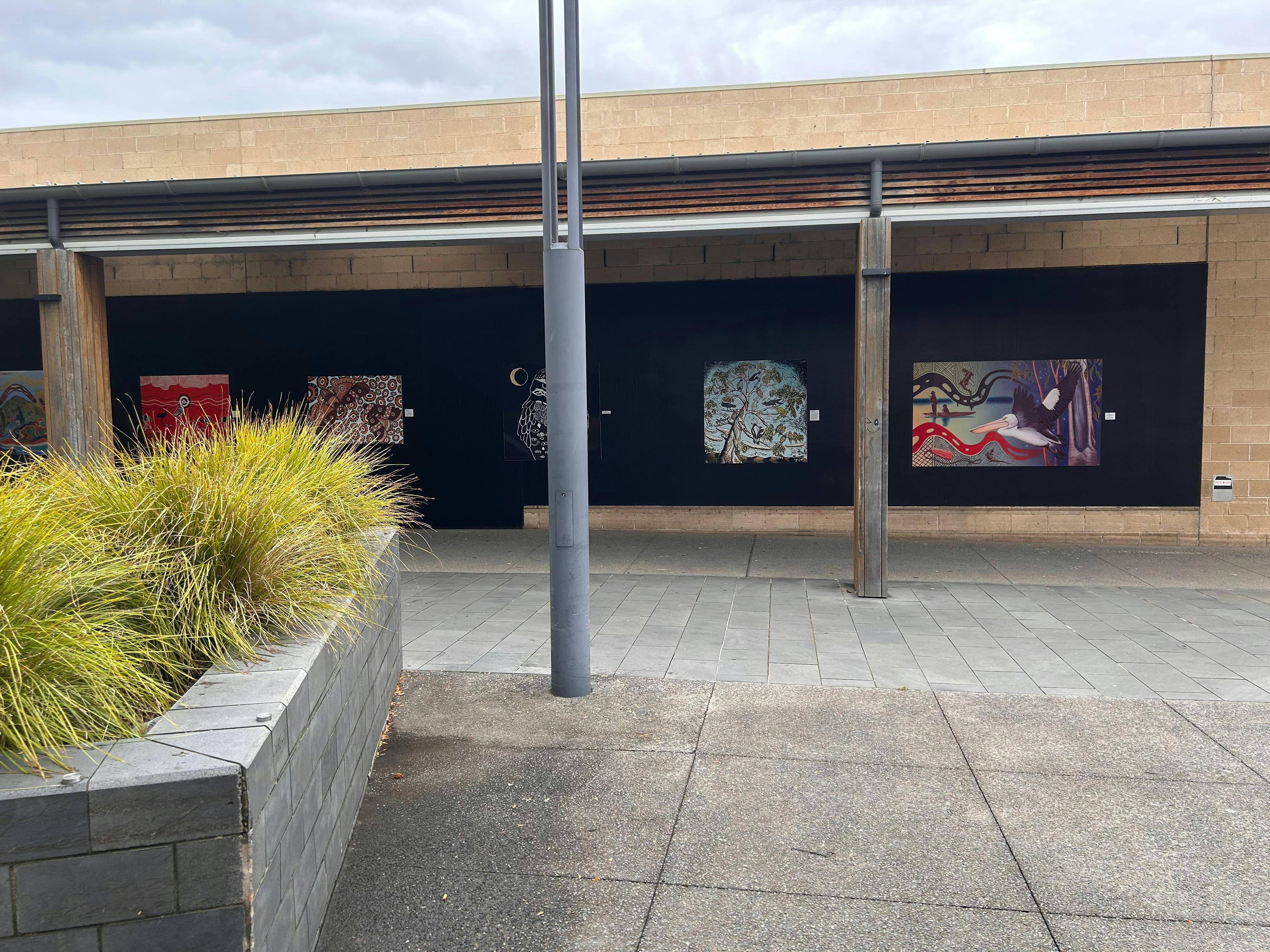 Art in the Mall. Taking it to the street