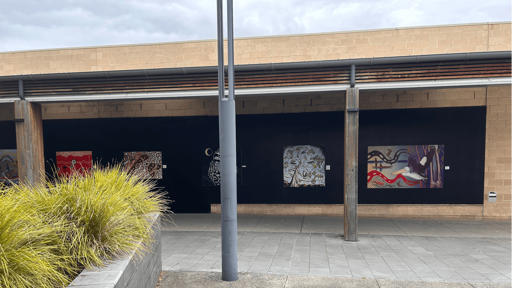 Art in the Mall. Taking it to the street