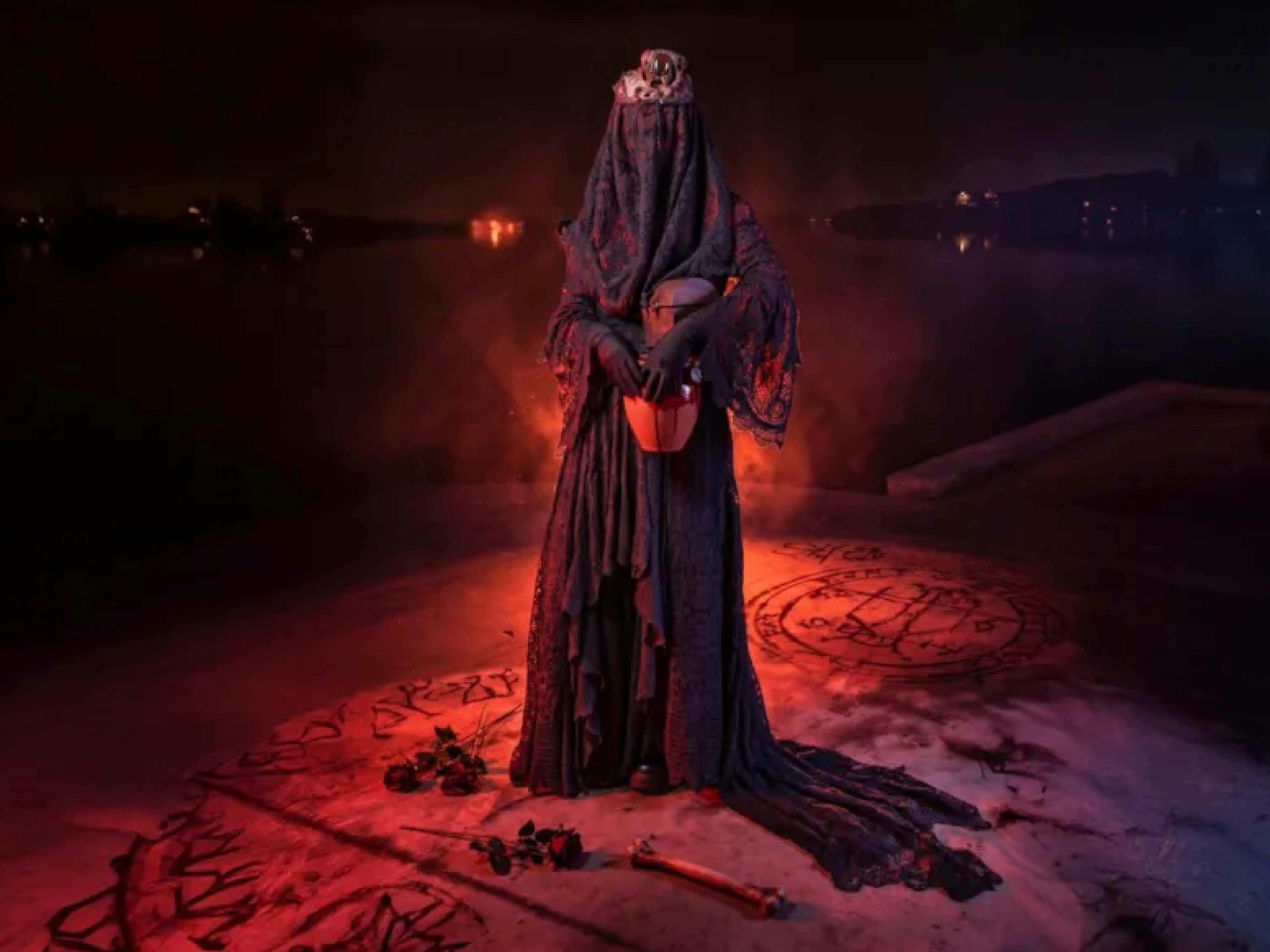 Nightide Fringe: Between the Devil