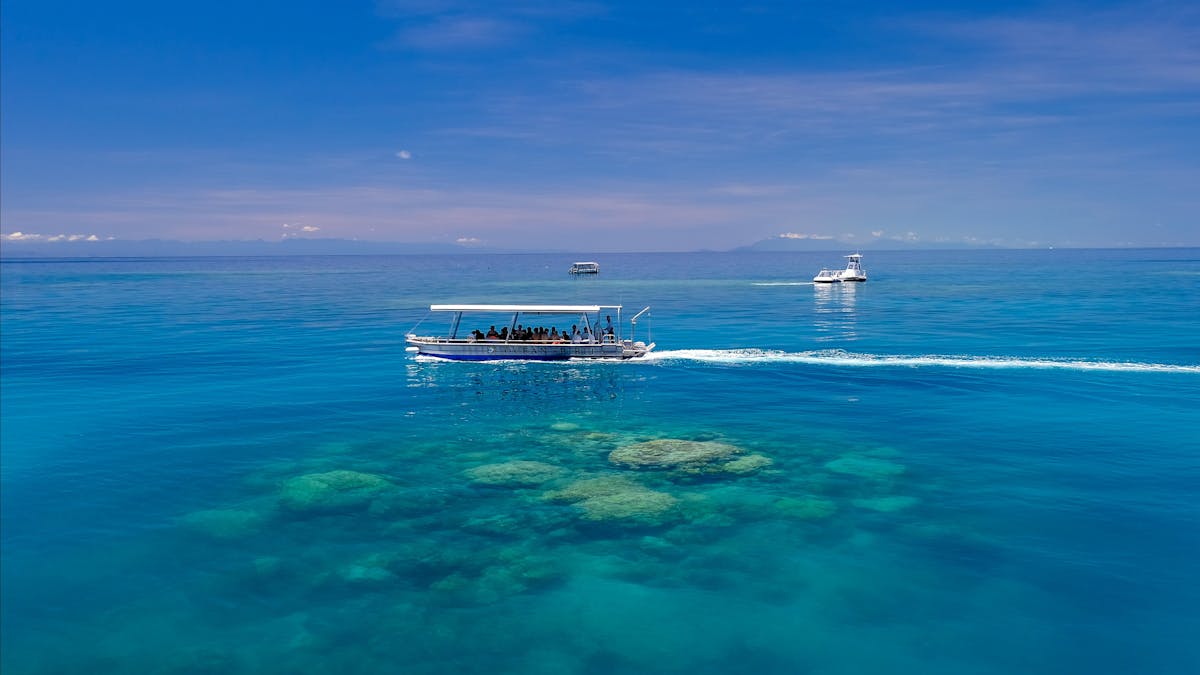 Ocean Spirit Michaelmas Cay Cruises