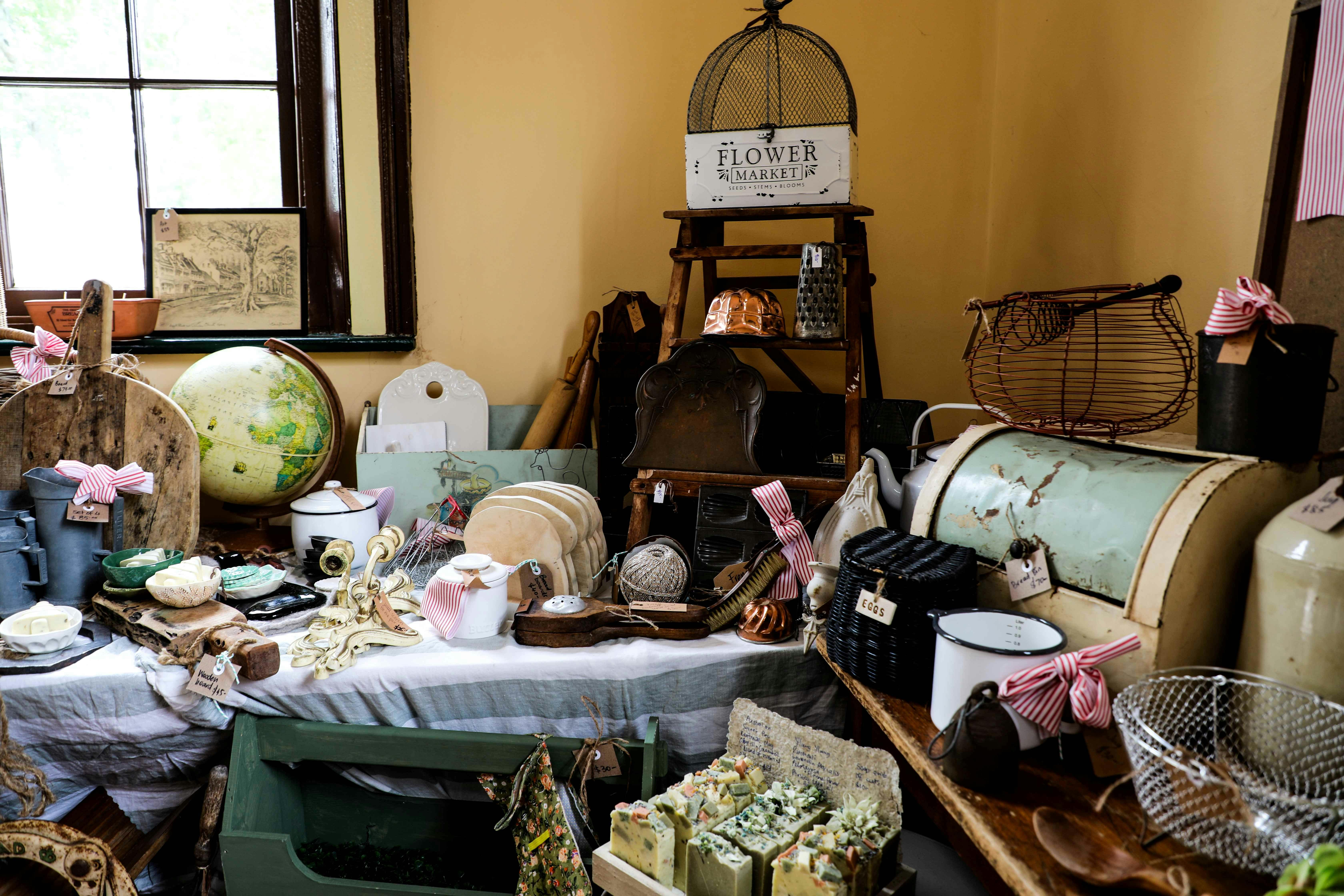 Kitchenware collections