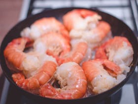 Tapas prawns