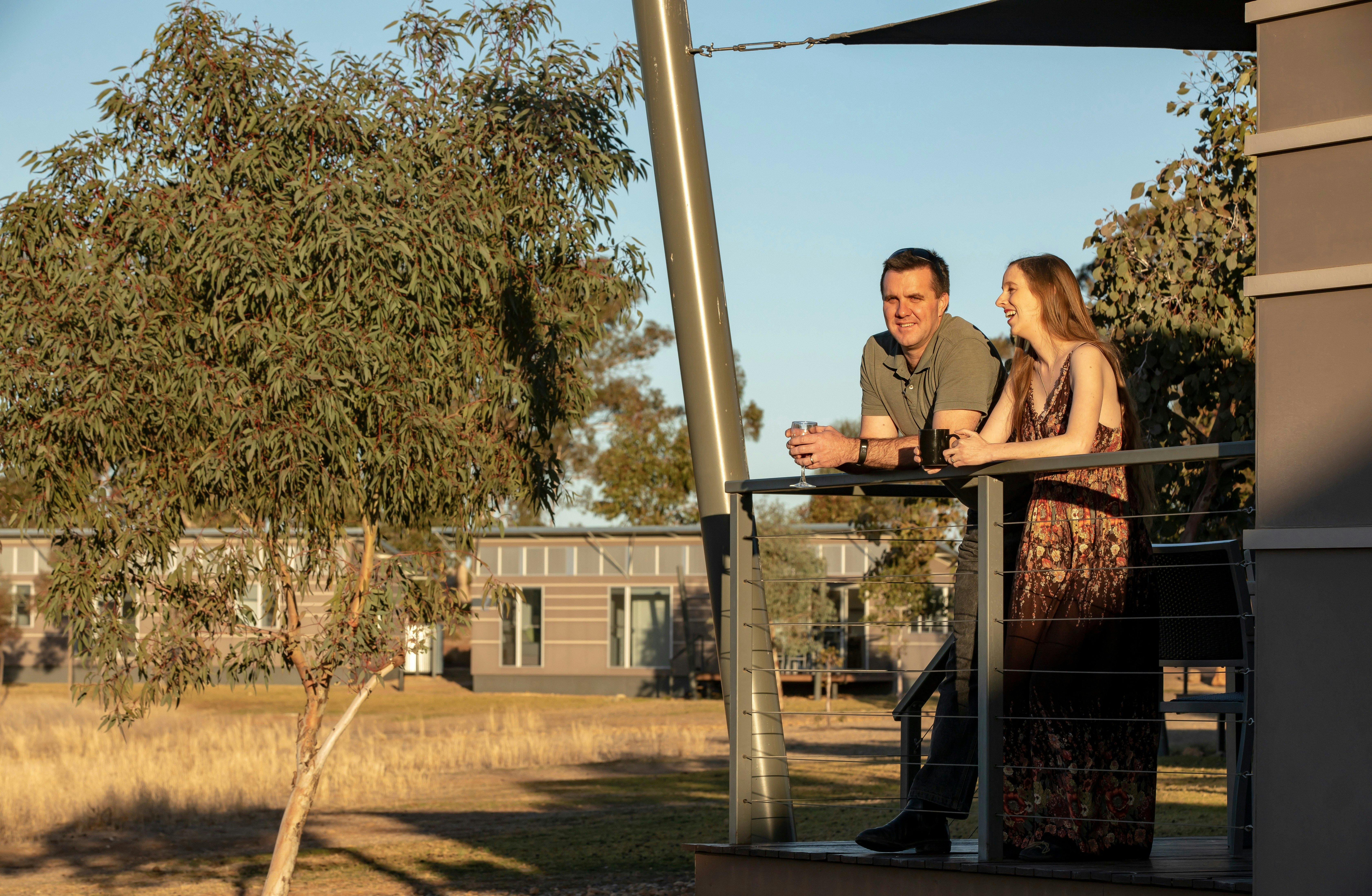 サバンナキャビン、タロンガウエスタンプレーンズ動物園ダボ